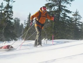 英国队残疾运动员希望以单人滑雪跋涉南极创造历史